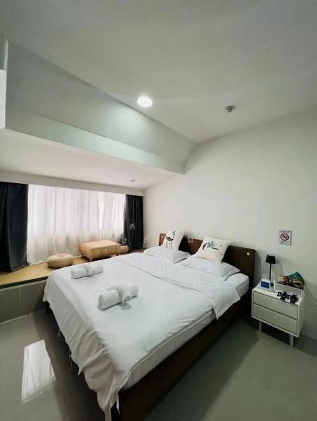 Townhouse Sukhumvit 15, Bangkok, Sukhumvit 15, Khlongtoei Nua, Watthana, Bangkok, 5 Bedrooms, 300 sqm, Townhouse For Rent, by ทศวัฏฏ์ วิเศษสัมมาพันธ์, 500538205 - DDproperty.com