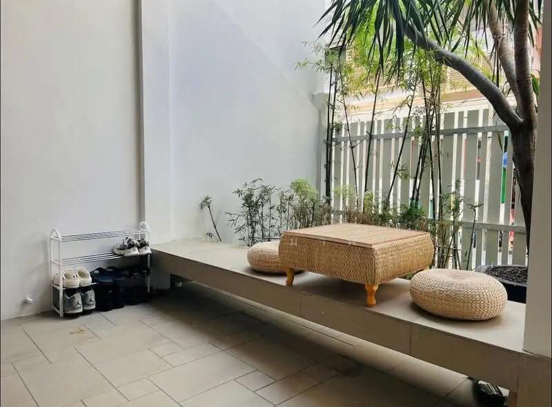 Sukhumvit 15, กรุงเทพ, Sukhumvit 15, คลองเตยเหนือ, วัฒนา, กรุงเทพ, 300 ตร.ม., Townhouse ให้เช่า, โดย ทศวัฏฏ์ วิเศษสัมมาพันธ์, 500538205 - DDproperty.com