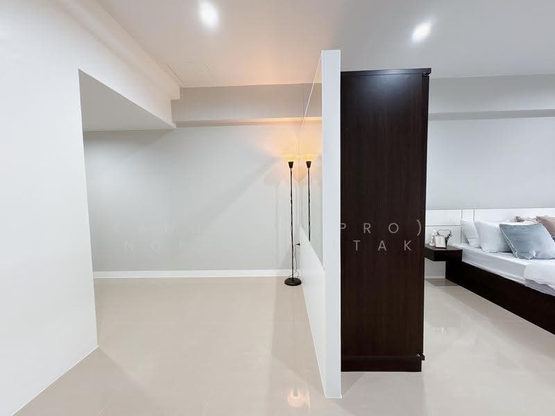 Central Ratchayothin Park, Bangkok, Phaholyothin, Chan Kasem, Chatuchak, Bangkok, 1 Bedroom, 38 sqm, Condo For Sale, by Kanueng (Pro) Noppornpitak, 500538243 - DDproperty.com