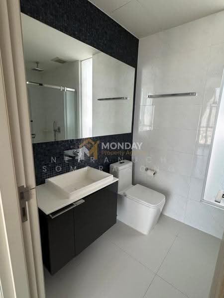 The Room Sathorn, Bangkok, 78 Pan Road, Silom, Bang Rak, Bangkok, 2 Bedrooms, 78 sqm, Condo For Sale, by Neeranuch Somprasong, 500538263 - DDproperty.com