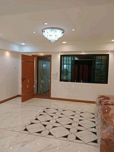 ขาย/เช่า บ้านสุขุมวิท ติดรถไฟฟ้า BTS ( Sukumvit road / soi 68), Bangkok, Bang Na Nuea, Bang Na, Bangkok, 4 Bedrooms, 190 sqm, Townhouse For Rent, by Forty-Six Real Estate Group, 500538286 - DDproperty.com