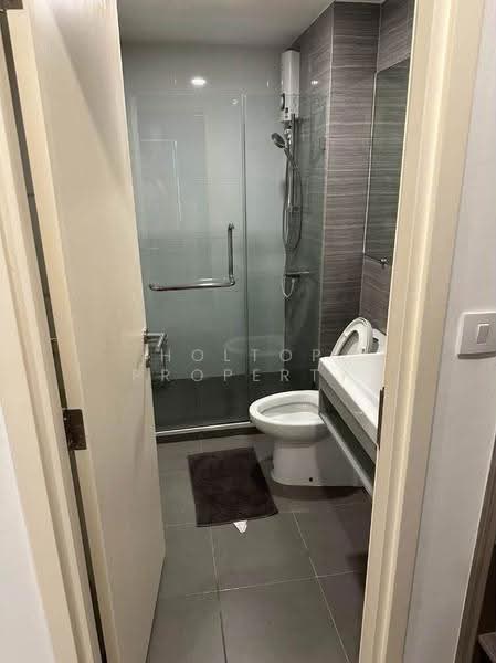 KnightsBridge Phaholyothin Interchange, Bangkok, Phahonyothin Road, Anusaowari, Bang Khen, Bangkok, 1 Bedroom, 30 sqm, Condo For Rent, by Holtop Property, 500538299 - DDproperty.com