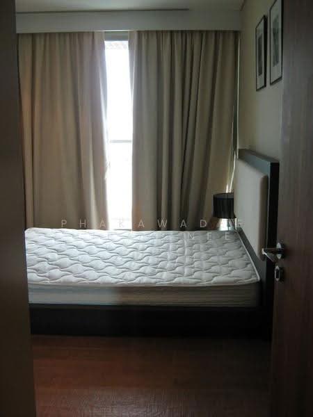 The Lakes, Bangkok, 123 Ratchadaphisek Road, Khlong Toei, Bangkok, 2 Bedrooms, 112 sqm, Condo For Rent, by Phakawadee Jiramanee, 500538328 - DDproperty.com
