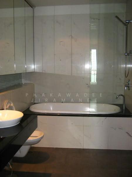The Lakes, Bangkok, 123 Ratchadaphisek Road, Khlong Toei, Bangkok, 2 Bedrooms, 112 sqm, Condo For Rent, by Phakawadee Jiramanee, 500538328 - DDproperty.com