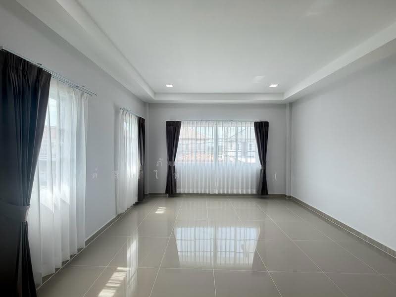 K.C. Park Ville 3, Bangkok, Sam Wa Tawan Tok, Khlong Sam Wa, Bangkok, 5 Bedrooms, 200 sqm, Single Detached House For Sale, by นภัสศรณ์ วงศ์สินไทยกร (นันท์), 500538339 - DDproperty.com