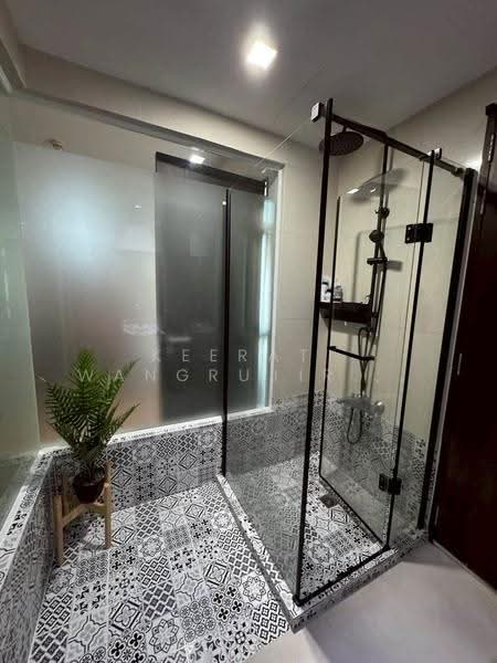 Sky Walk Residences, Bangkok, 1599 Sukhumvit Road, Phra Kanong Nua, Watthana, Bangkok, 1 Bedroom, 52 sqm, Condo For Rent, by Keerati Wangrujirakul, 500538350 - DDproperty.com