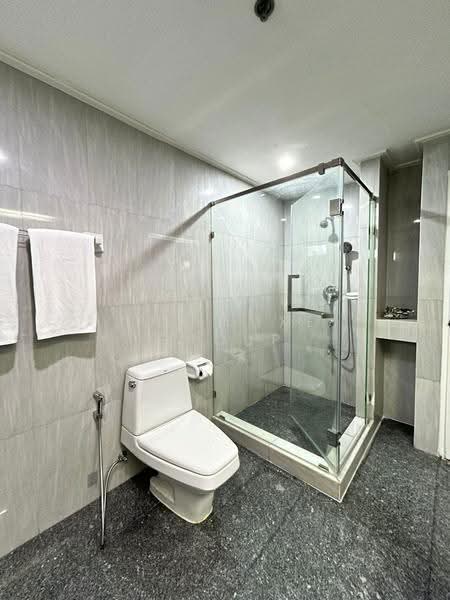 GM Tower, Bangkok, 39 Soi Sukhumvit 20, Khlong Toei, Bangkok, 3 Bedrooms, 315 sqm, Condo For Rent, by The Luxe Group, 500538354 - DDproperty.com