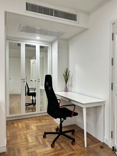 GM Tower, Bangkok, 39 Soi Sukhumvit 20, Khlong Toei, Bangkok, 3 Bedrooms, 315 sqm, Condo For Rent, by The Luxe Group, 500538354 - DDproperty.com