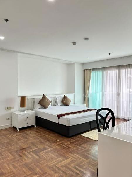 GM Tower, Bangkok, 39 Soi Sukhumvit 20, Khlong Toei, Bangkok, 3 Bedrooms, 315 sqm, Condo For Rent, by The Luxe Group, 500538354 - DDproperty.com