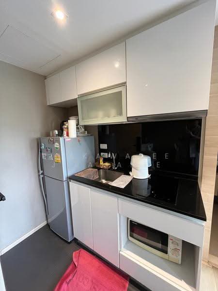 Klass Silom, Bangkok, 52 Silom Road, Silom, Bang Rak, Bangkok, 1 Bedroom, 32 sqm, Condo For Rent, by Phakawadee Jiramanee, 500538356 - DDproperty.com