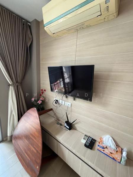 Klass Silom, Bangkok, 52 Silom Road, Silom, Bang Rak, Bangkok, 1 Bedroom, 32 sqm, Condo For Rent, by Phakawadee Jiramanee, 500538356 - DDproperty.com