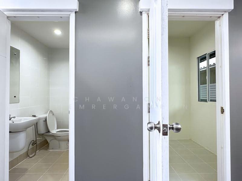 PASSORN PRESTIGE RANGSIT – KLONG 2, Pathum Thani, Prachathipat, Thanyaburi, Pathum Thani, 4 Bedrooms, 210 sqm, Single Detached House For Rent, by Chawanon Khemrergampon, 500538359 - DDproperty.com
