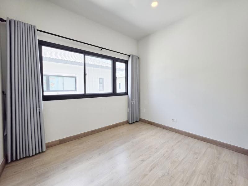 Britania Saimai Khukhot Station, Bangkok, 117 Sai Mai Rd., Sai Mai, Sai Mai, Bangkok, 4 Bedrooms, 140 sqm, Single Detached House For Sale, by รพีร์ทัธ Rhapeethut (ทัธ), 500538370 - DDproperty.com