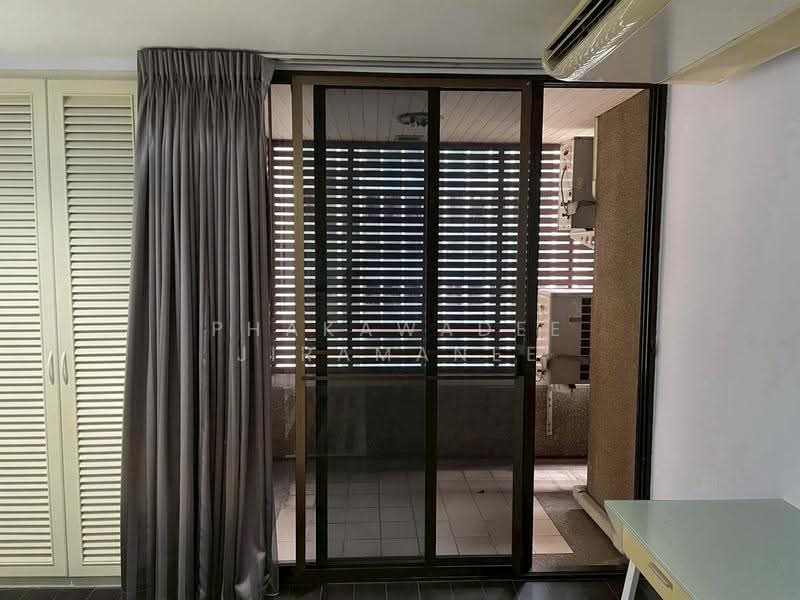 Asoke Towers, Bangkok, Sukhumvit 21 Road, Khlongtoei Nua, Watthana, Bangkok, 1 Bedroom, 78 sqm, Condo For Rent, by Phakawadee Jiramanee, 500538373 - DDproperty.com
