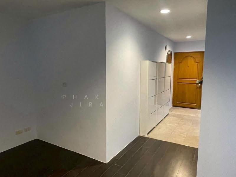 Asoke Towers, Bangkok, Sukhumvit 21 Road, Khlongtoei Nua, Watthana, Bangkok, 1 Bedroom, 78 sqm, Condo For Rent, by Phakawadee Jiramanee, 500538373 - DDproperty.com