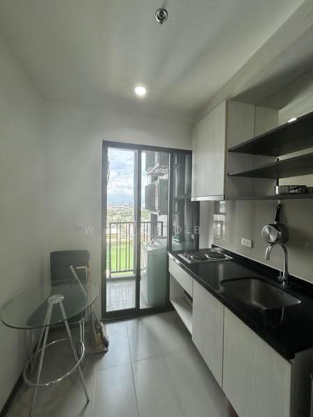 The Base Park East Sukhumvit 77, Bangkok, 99 Soi Pridi Banomyong 2, Phra Kanong Nua, Watthana, Bangkok, 1 Bedroom, 26 sqm, Condo For Rent, by Boby Wei, 500538426 - DDproperty.com
