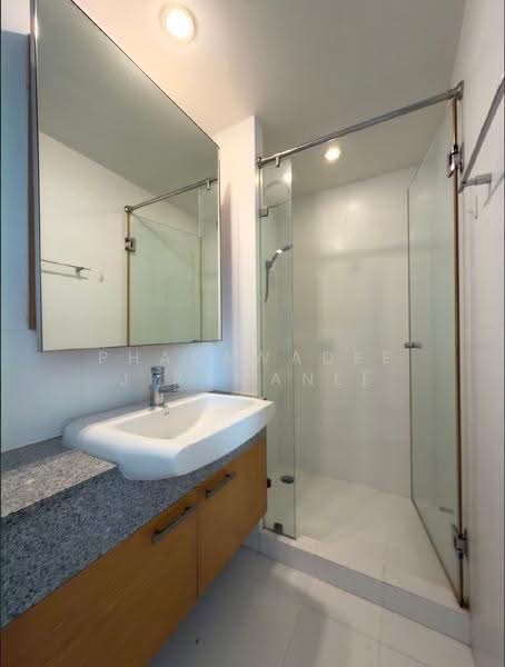 Manhattan Chidlom, Bangkok, 1032 Phetchaburi 32 Alley, Makkasan, Ratchathewi, Bangkok, 1 Bedroom, 56 sqm, Condo For Rent, by Phakawadee Jiramanee, 500538440 - DDproperty.com