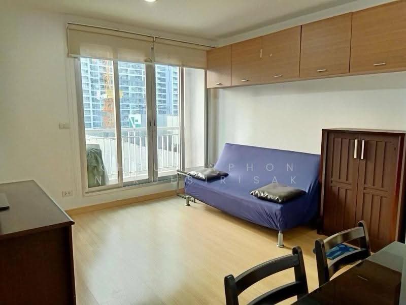 Life @ Sathorn 10, Bangkok, 48 Soi Sathorn 10, Sathorn Road, Silom, Bang Rak, Bangkok, 2 Bedrooms, 63 sqm, Condo For Rent, by Khlueanphon Nukulsirisak, 500538470 - DDproperty.com