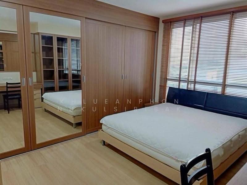 Life @ Sathorn 10, Bangkok, 48 Soi Sathorn 10, Sathorn Road, Silom, Bang Rak, Bangkok, 2 Bedrooms, 63 sqm, Condo For Rent, by Khlueanphon Nukulsirisak, 500538470 - DDproperty.com