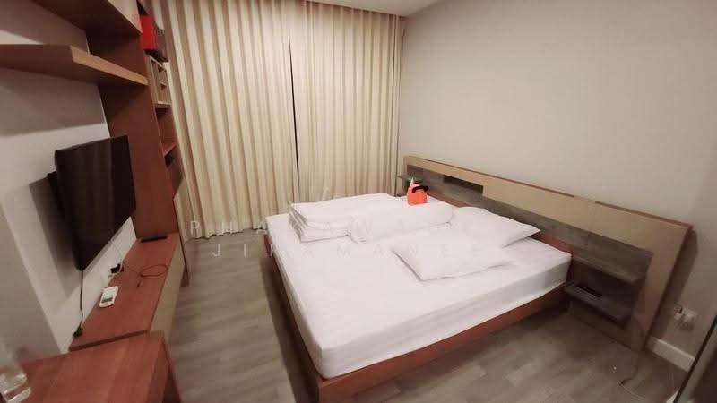 The Room Sathorn, Bangkok, 78 Pan Road, Silom, Bang Rak, Bangkok, 1 Bedroom, 47 sqm, Condo For Rent, by Phakawadee Jiramanee, 500538505 - DDproperty.com