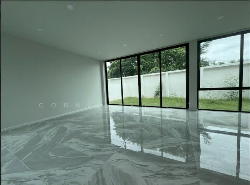The Master Ekkamai-Ramintra, Bangkok, Soi Ramintra 39, Tha Rang, Bang Khen, Bangkok, 4 Bedrooms, 419 sqm, Single Detached House For Rent, by Connex Property, 500538526 - DDproperty.com
