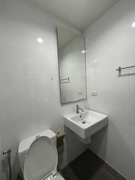 The Base Park East Sukhumvit 77, Bangkok, 99 Soi Pridi Banomyong 2, Phra Kanong Nua, Watthana, Bangkok, 1 Bedroom, 26 sqm, Condo For Sale, by Boby Wei, 500538551 - DDproperty.com
