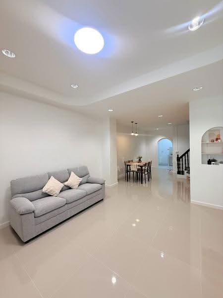 Baanwangthong Phetkasem 77, Bangkok, Phetkasem Road 77, Nong Kham, Nong Khaem, Bangkok, 3 Bedrooms, 110 sqm, Townhouse For Sale, by Thanyathita Nalinratphokin, 500538555 - DDproperty.com