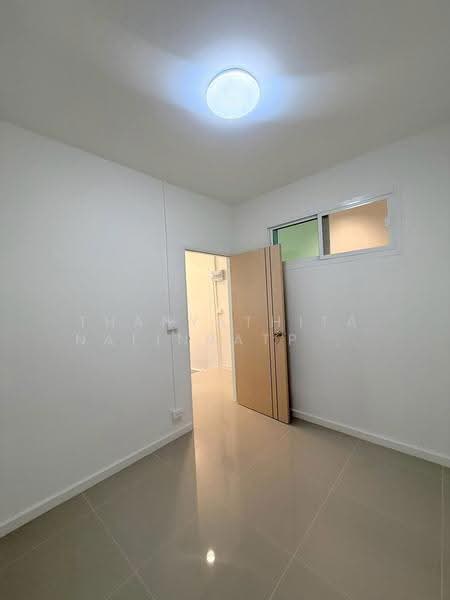Baanwangthong Phetkasem 77, Bangkok, Phetkasem Road 77, Nong Kham, Nong Khaem, Bangkok, 3 Bedrooms, 110 sqm, Townhouse For Sale, by Thanyathita Nalinratphokin, 500538555 - DDproperty.com