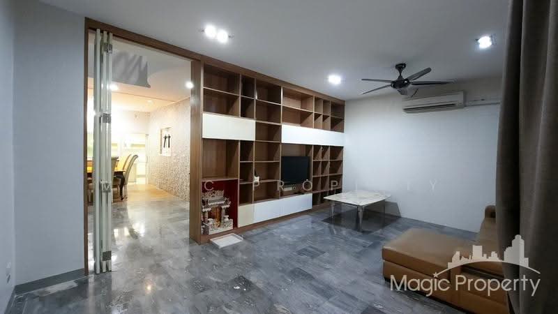 Waratorn Ville, Bangkok, Soi Rerktrilak, Suan Luang, Bangkok, 5 Bedrooms, 300 sqm, Townhouse For Rent, by Magic Property, 500538687 - DDproperty.com