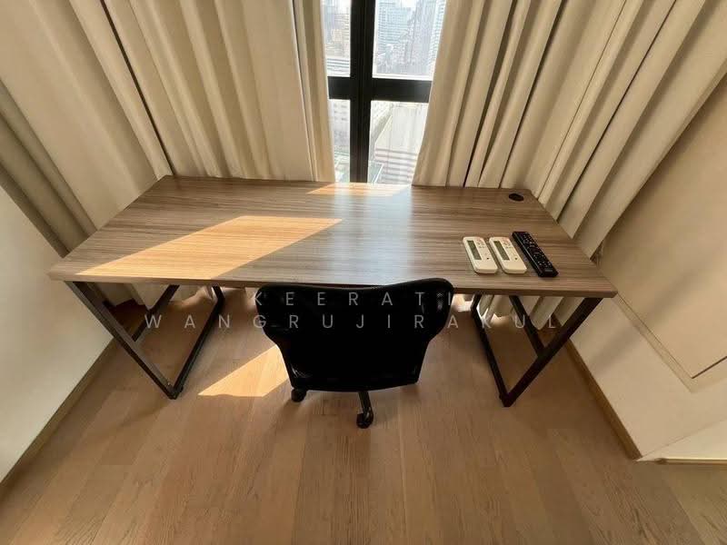ASHTON Chula-Silom, Bangkok, Rama 4 Road, Si Phraya, Bang Rak, Bangkok, 1 Bedroom, 32 sqm, Condo For Sale, by Keerati Wangrujirakul, 500538725 - DDproperty.com