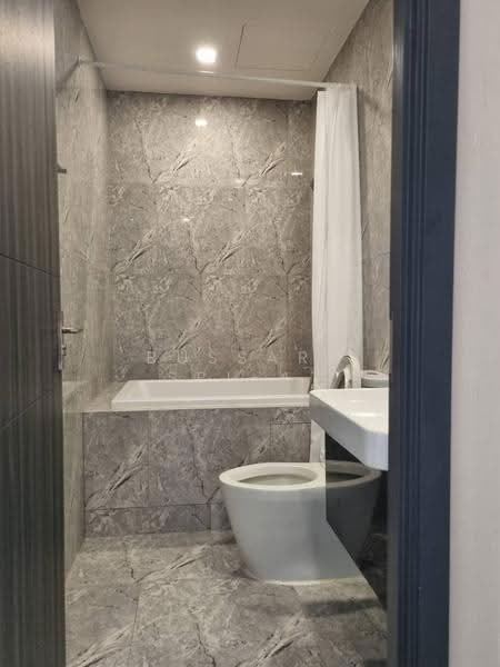 ASHTON Asoke, Bangkok, 131 Asoke Montri Road, Khlongtoei Nua, Watthana, Bangkok, 2 Bedrooms, 46 sqm, Condo For Rent, by Bussara Sri-At, 500538731 - DDproperty.com