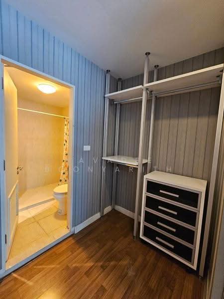 The Clover Thonglor Residence, Bangkok, Soi Sukhumvit 55, Khlong Tan Nua, Watthana, Bangkok, 1 Bedroom, 39 sqm, Condo For Sale, by Pavadee Boonyarith, 500538943 - DDproperty.com
