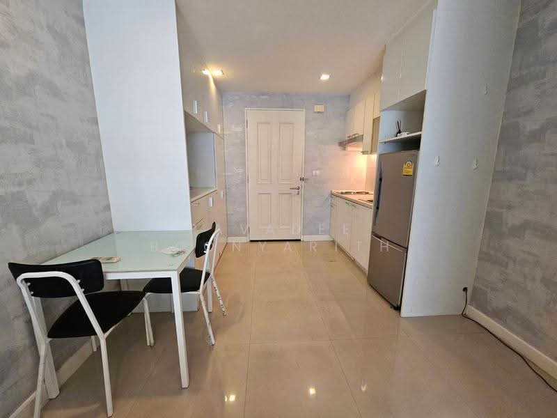 The Clover Thonglor Residence, Bangkok, Soi Sukhumvit 55, Khlong Tan Nua, Watthana, Bangkok, 1 Bedroom, 39 sqm, Condo For Sale, by Pavadee Boonyarith, 500538943 - DDproperty.com