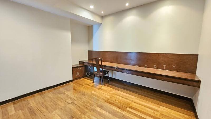Vasu The Residence, Bangkok, Soi Sukhumvit 55, Khlong Tan Nua, Watthana, Bangkok, 3 Bedrooms, 231 sqm, Condo For Rent, by BANGKOK PROPERTY AGENTS, 500539025 - DDproperty.com