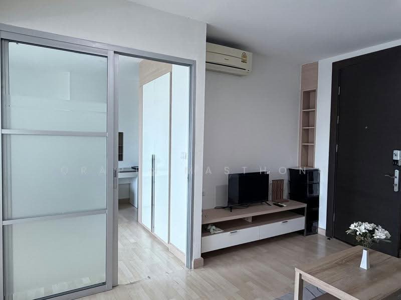 Rhythm Ratchada, Bangkok, 558 Ratchadaphisek Road, Samsen Nok, Huai Khwang, Bangkok, 1 Bedroom, 46 sqm, Condo For Rent, by Orapin Masthong, 500539033 - DDproperty.com