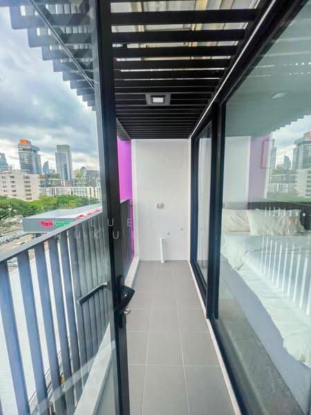 XT Ekkamai, Bangkok, 259 Soi Sukhumvit 63, Khlong Tan Nua, Watthana, Bangkok, 1 Bedroom, 30 sqm, Condo For Rent, by Khlueanphon Nukulsirisak, 500539060 - DDproperty.com
