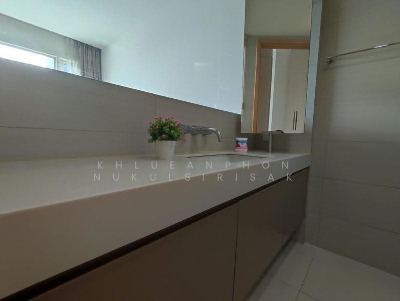Siri At Sukhumvit, Bangkok, 902 Sukhumvit Road, Phra Kanong, Khlong Toei, Bangkok, 1 Bedroom, 51 sqm, Condo For Rent, by Khlueanphon Nukulsirisak, 500539094 - DDproperty.com