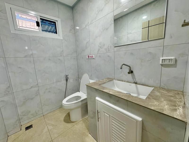 pool villa ให้เช่าใกล้ตลาดไร่วนาสิน, ชลบุรี, หนองปรือ, บางละมุง, ชลบุรี, 300 ตร.ม., บ้านเดี่ยว ให้เช่า, โดย Baifern Goodwin, 500539216 - DDproperty.com