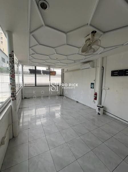 ให้เช่า พื้นที่ว่าง 40 ตรม. บีทีเอส อโศก สุขุมวิท คลองเตย กรุงเทพ PP-00661, กรุงเทพ, สุขุมวิท, คลองตัน, คลองเตย, กรุงเทพ, 40 ตร.ม., พื้นที่ขายของ ให้เช่า, โดย Konrarat Deesawat, 500539284 - DDproperty.com