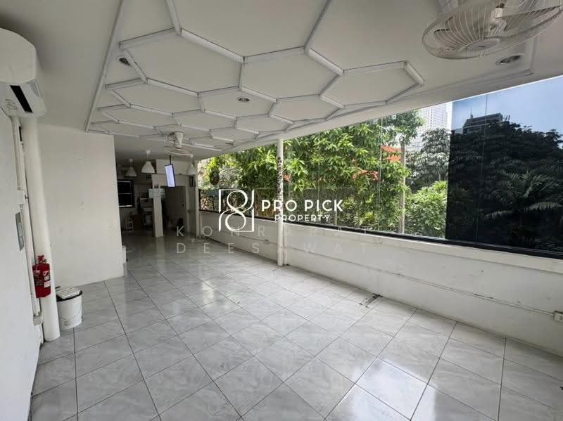 ให้เช่า พื้นที่ว่าง 40 ตรม. บีทีเอส อโศก สุขุมวิท คลองเตย กรุงเทพ PP-00661, กรุงเทพ, สุขุมวิท, คลองตัน, คลองเตย, กรุงเทพ, 40 ตร.ม., พื้นที่ขายของ ให้เช่า, โดย Konrarat Deesawat, 500539284 - DDproperty.com