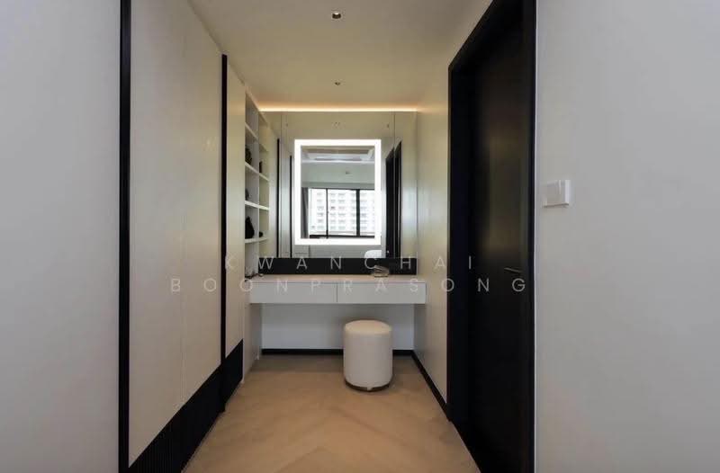 Lake Avenue Sukhumvit 16, Bangkok, Soi Sammitr Sukhumvit Road, Khlong Tan Nua, Watthana, Bangkok, 1 Bedroom, 77 sqm, Condo For Sale, by Kwanchai Boonprasong, 500539316 - DDproperty.com
