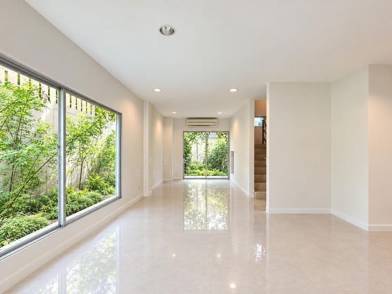 Noble Cube Pattanakarn, Bangkok, Phatthanakan Road, Suan Luang, Bangkok, 3 Bedrooms, 165 sqm, Townhouse For Sale, by HOME Real Estate Service, 500539417 - DDproperty.com