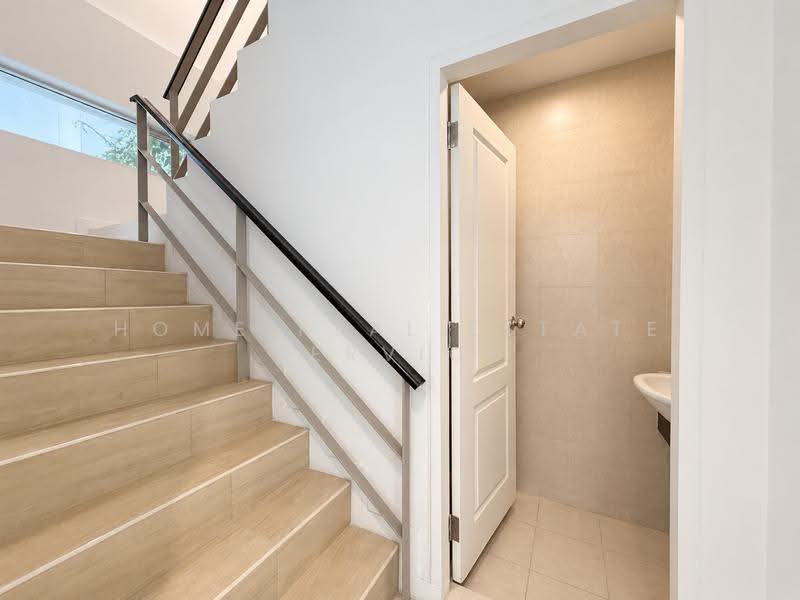 Noble Cube Pattanakarn, Bangkok, Phatthanakan Road, Suan Luang, Bangkok, 3 Bedrooms, 165 sqm, Townhouse For Sale, by HOME Real Estate Service, 500539417 - DDproperty.com