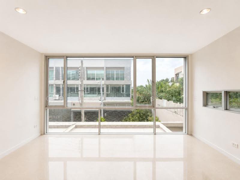 Noble Cube Pattanakarn, Bangkok, Phatthanakan Road, Suan Luang, Bangkok, 3 Bedrooms, 165 sqm, Townhouse For Sale, by HOME Real Estate Service, 500539417 - DDproperty.com