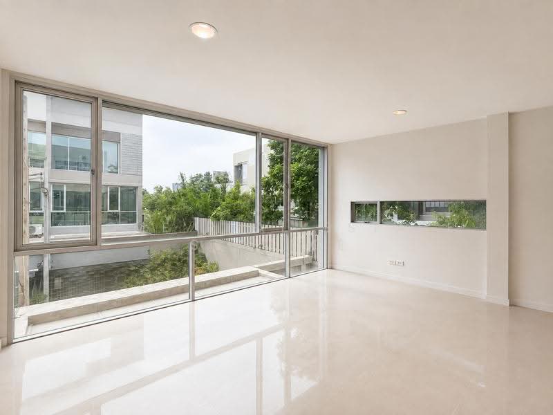 Noble Cube Pattanakarn, Bangkok, Phatthanakan Road, Suan Luang, Bangkok, 3 Bedrooms, 165 sqm, Townhouse For Sale, by HOME Real Estate Service, 500539417 - DDproperty.com