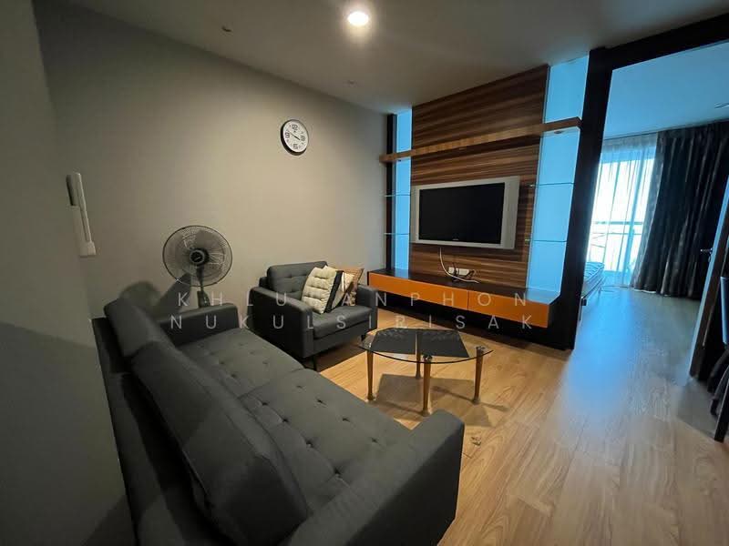 Silom Grand Terrace, Bangkok, Soi Saladaeng 2, Saladaeng Road, Silom, Bang Rak, Bangkok, 1 Bedroom, 46 sqm, Condo For Rent, by Khlueanphon Nukulsirisak, 500539734 - DDproperty.com