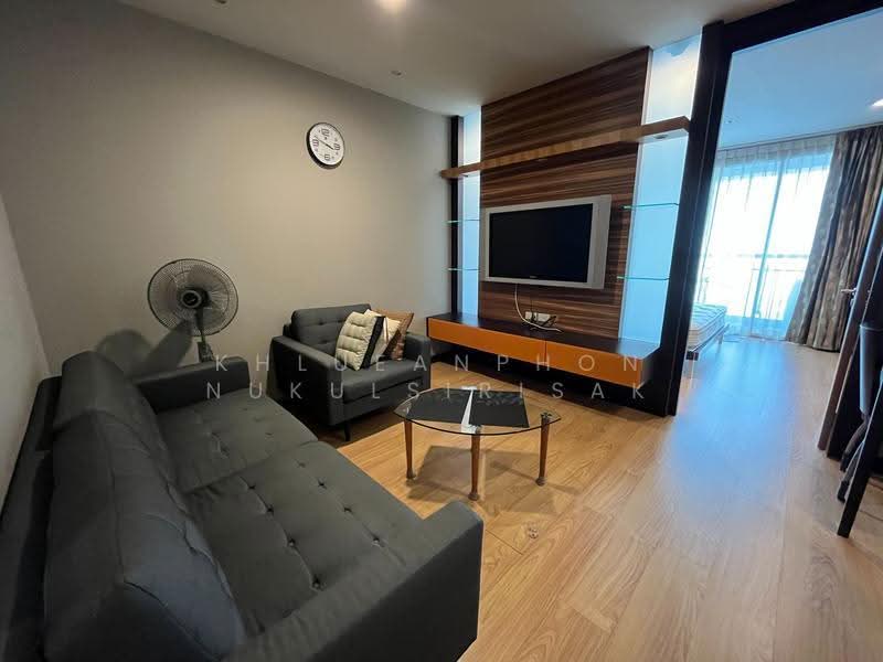Silom Grand Terrace, Bangkok, Soi Saladaeng 2, Saladaeng Road, Silom, Bang Rak, Bangkok, 1 Bedroom, 46 sqm, Condo For Rent, by Khlueanphon Nukulsirisak, 500539734 - DDproperty.com