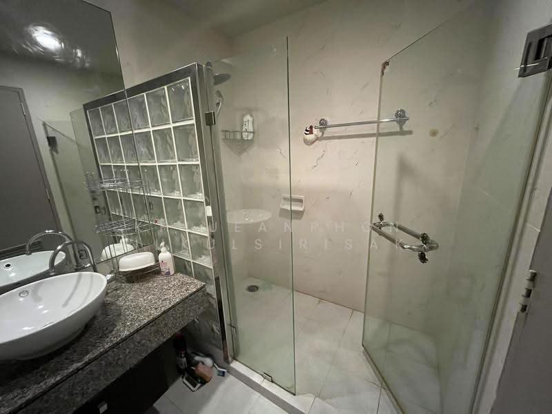 Silom Grand Terrace, Bangkok, Soi Saladaeng 2, Saladaeng Road, Silom, Bang Rak, Bangkok, 1 Bedroom, 46 sqm, Condo For Rent, by Khlueanphon Nukulsirisak, 500539734 - DDproperty.com
