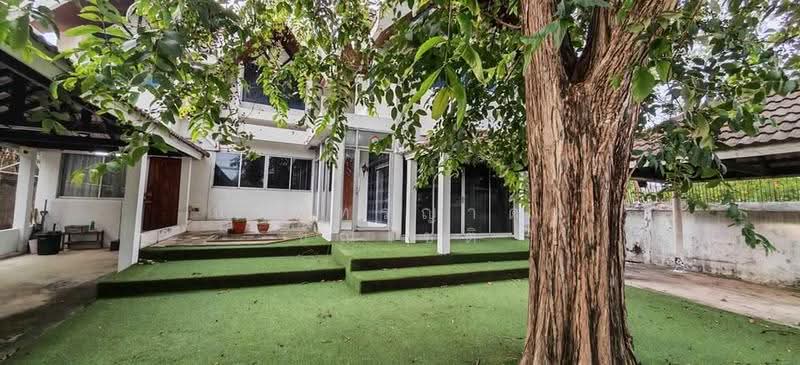 House Kaset - Ngamwongwan, Bangkok, Thung Song Hong, Lak Si, Bangkok, 5 Bedrooms, 250 sqm, Single Detached House For Rent, by ปรินทร์ญาดา ชิณโชติ, 500539739 - DDproperty.com