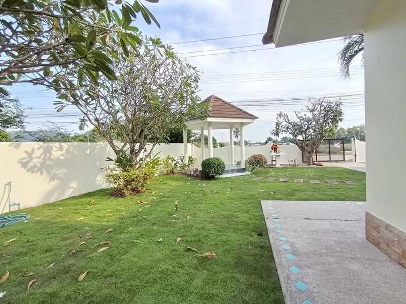3-BR House, Prachuap Khiri Khan, Thap Tai, Hua Hin, Prachuap Khiri Khan, 3 Bedrooms, 263 sqm, Single Detached House For Sale, by Chama Kamkaew, 500539747 - DDproperty.com